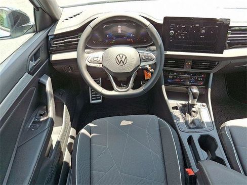 New 2025 Volkswagen Jetta Sport image 9