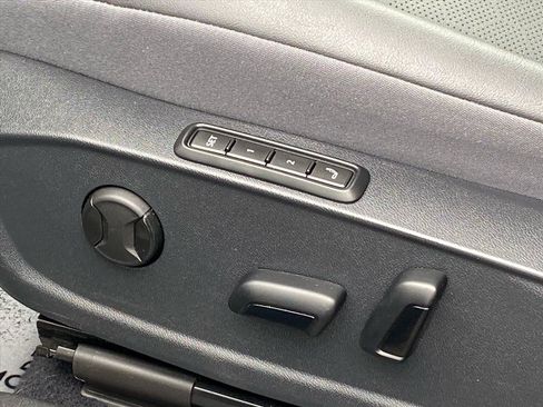 Certified 2023 Volkswagen ID.4 Pro S RWD image 13