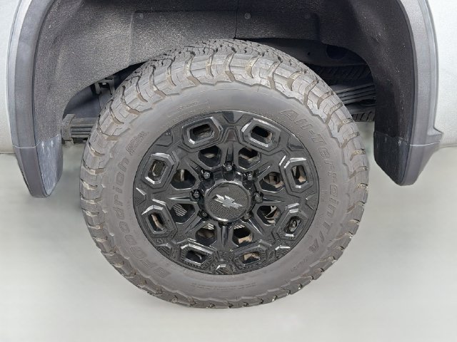 Used 2024 Chevrolet Silverado 2500 High Country w/ High Country Premium Package AWD/4WD image 38
