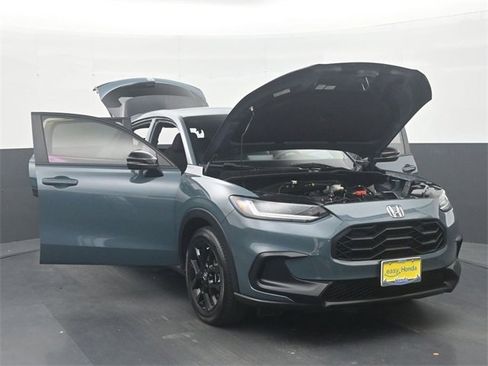 Used 2023 Honda HR-V Sport image 36