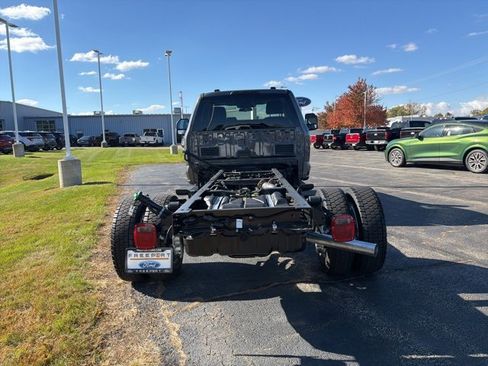 New 2026 Ford F450 XLT image 6