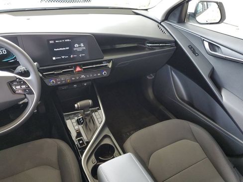 Used 2026 Kia Niro LX FWD image 14