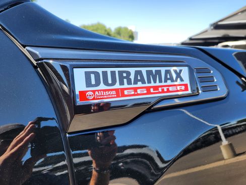 Used 2025 GMC Sierra 2500 AT4 w/ AT4 Premium Plus Package image 21