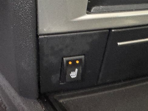 Used 2009 Chrysler 300 Touring image 21