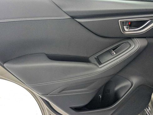Used 2019 Subaru Forester Premium image 22