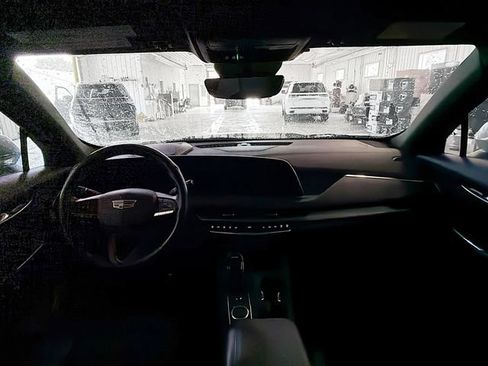 Used 2024 Cadillac XT4 Sport w/ Technology Package AWD/4WD image 10
