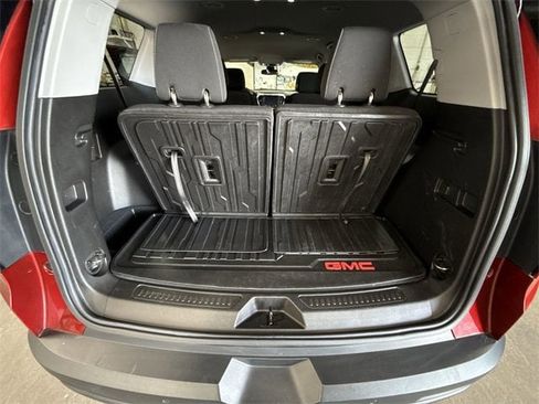 Used 2023 GMC Acadia SLE w/ Driver Convenience Package image 54