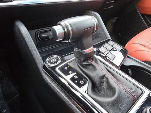 Used 2023 Kia Sportage SX image 34