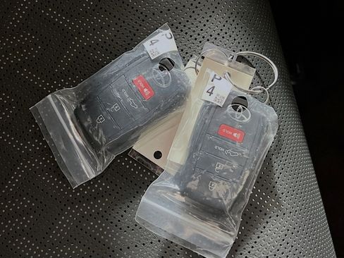 Used 2025 Toyota Tundra SR5 image 34