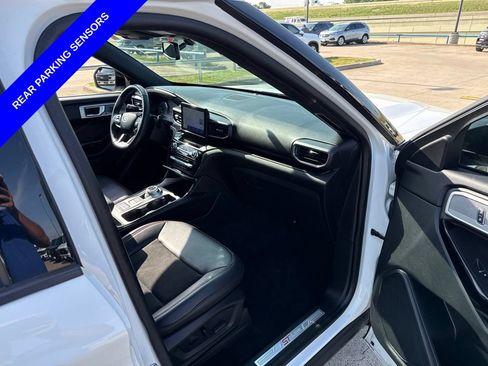 Used 2023 Ford Explorer ST-Line w/ Class IV Trailer Tow Package RWD image 16
