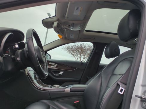 Used 2017 Mercedes-Benz C 300 4MATIC Sedan image 16