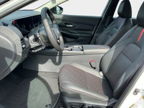 New 2026 Nissan Sentra SR image 11