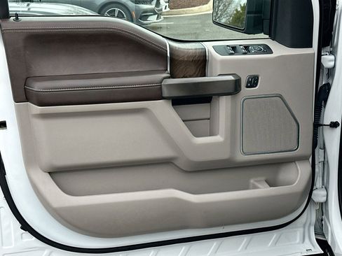 Used 2020 Ford F150 Limited w/ Trailer Tow Package image 15