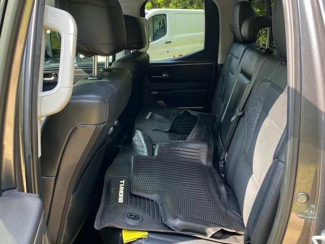 Used 2022 Toyota Tundra SR5 w/ SR5 Premium Package RWD image 9