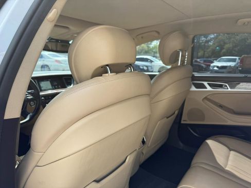 Used 2015 Hyundai Genesis 3.8 w/ Option Group 03 image 27