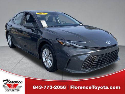 Used 2026 Toyota Camry LE image 1