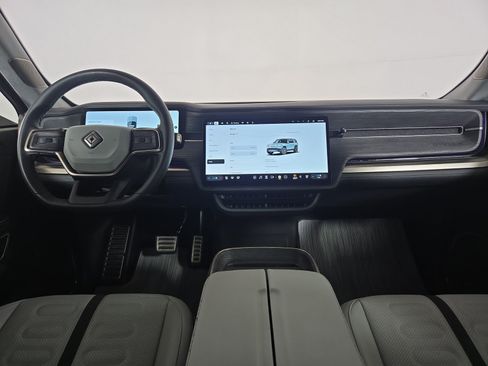 Used 2024 Rivian R1S Adventure AWD/4WD image 27