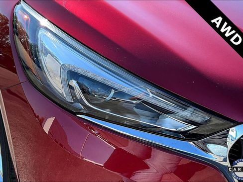 Used 2021 Buick Enclave Premium image 32