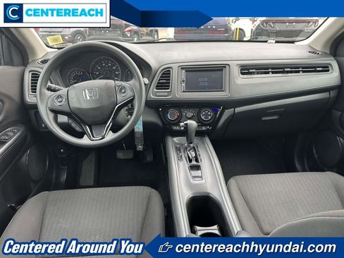 Used 2018 Honda HR-V LX image 11