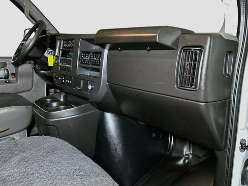 Used 2025 Chevrolet Express 2500 w/ Driver Convenience Package RWD image 34