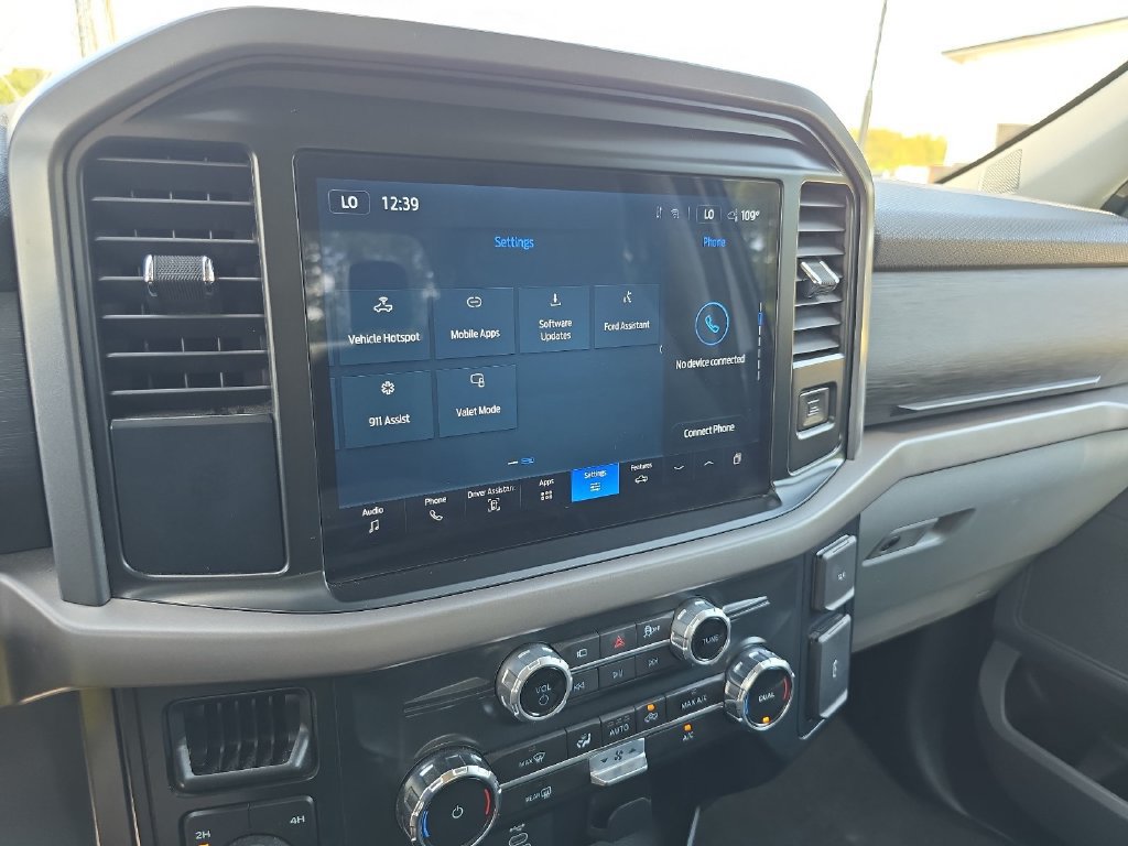 Used 2025 Ford F150 XLT w/ Equipment Group 301A Standard AWD/4WD image 18