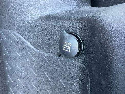 Used 2015 Jeep Wrangler Unlimited Sahara w/ Dual Top Group image 31