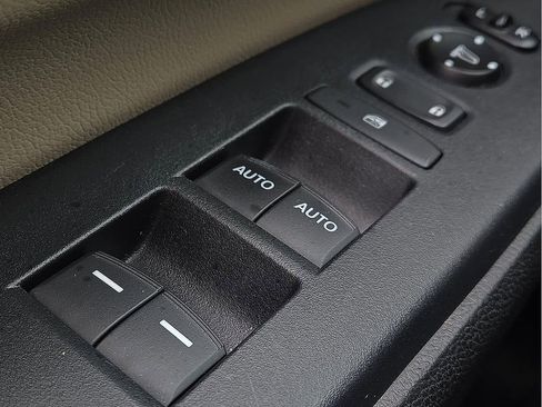 Used 2017 Honda CR-V EX-L image 16