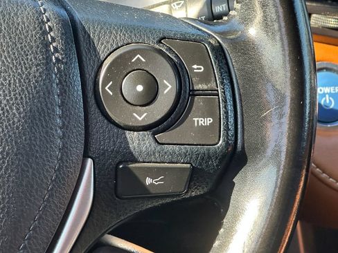 Used 2017 Toyota RAV4 Limited w/ Advanced Technology Package AWD/4WD image 17