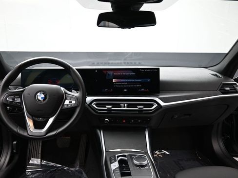 Used 2024 BMW 330i Sedan w/ Convenience Package RWD image 12