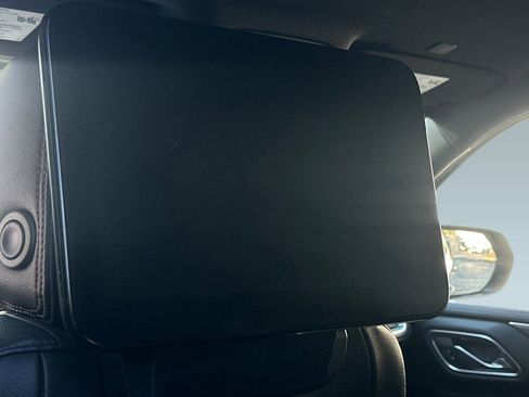 Used 2022 Chevrolet Tahoe RST image 34