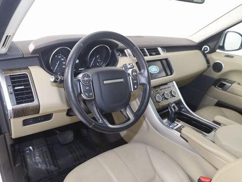 Used 2016 Land Rover Range Rover Sport SE image 26