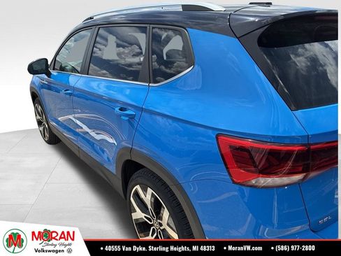 Used 2023 Volkswagen Taos SEL AWD/4WD image 6