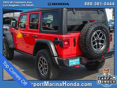 Used 2025 Jeep Wrangler Unlimited Rubicon AWD/4WD image 7
