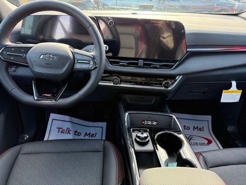 New 2026 Chevrolet Equinox RS image 17