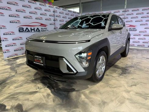 Used 2026 Hyundai Kona SE FWD image 2