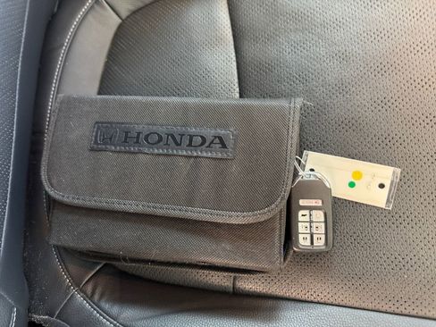 Used 2022 Honda Odyssey Elite image 27