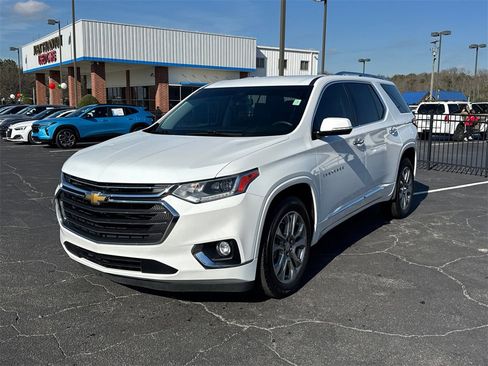 Used 2019 Chevrolet Traverse Premier w/ Driver Confidence II Package image 2