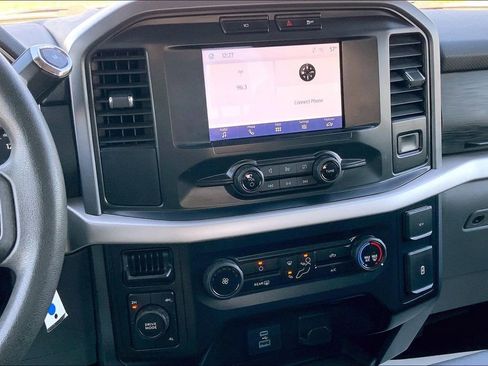 Used 2023 Ford F150 XLT image 12