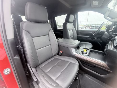 Used 2025 Chevrolet Silverado 2500 LT w/ Trail Boss Package AWD/4WD image 15