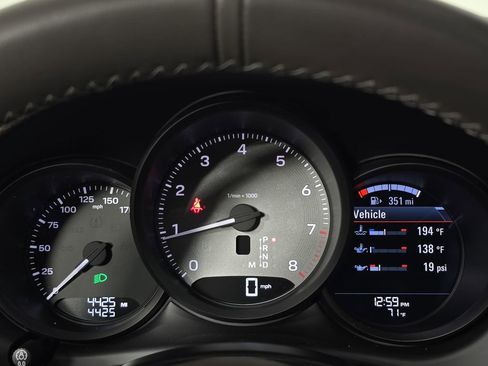 Certified 2024 Porsche Macan S AWD/4WD image 15