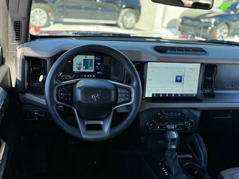 Certified 2023 Ford Bronco Wildtrak image 11