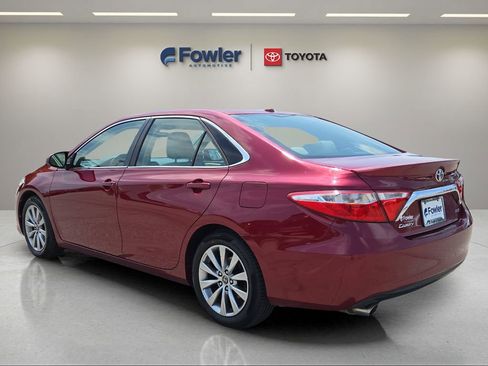 Used 2015 Toyota Camry XLE FWD image 5