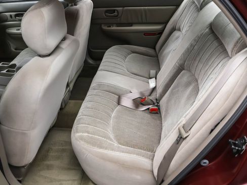 Used 2001 Buick Century Custom w/ Premium Pkg image 7