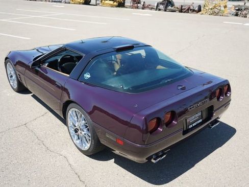 Used 1992 Chevrolet Corvette ZR-1 RWD image 15