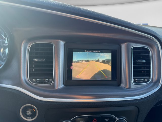 Used 2019 Dodge Charger SXT RWD image 16