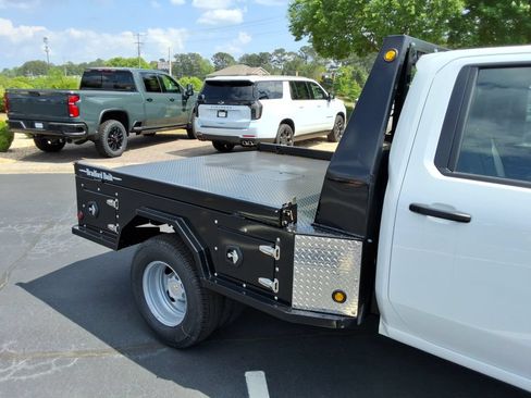 New 2026 Chevrolet Silverado 3500 W/T AWD/4WD image 15