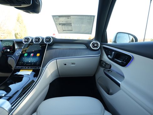 New 2026 Mercedes-Benz GLC 300 4MATIC image 24