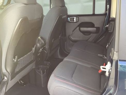 Certified 2025 Jeep Wrangler Rubicon image 19