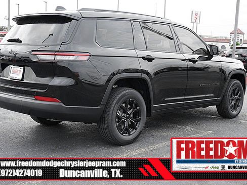 New 2024 Jeep Grand Cherokee L Altitude image 5