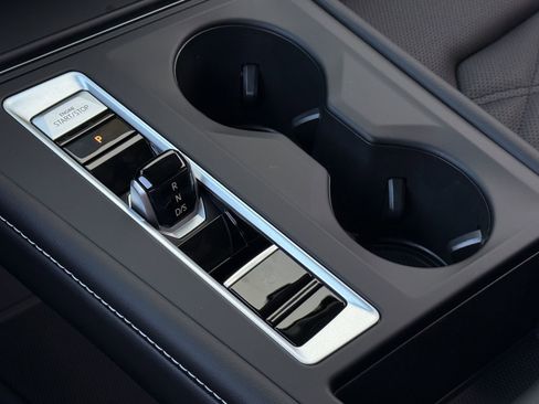 New 2026 Volkswagen Atlas SE image 15